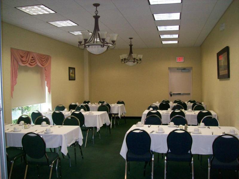 Days Inn By Wyndham Sudbury & Conference Centre Εξωτερικό φωτογραφία