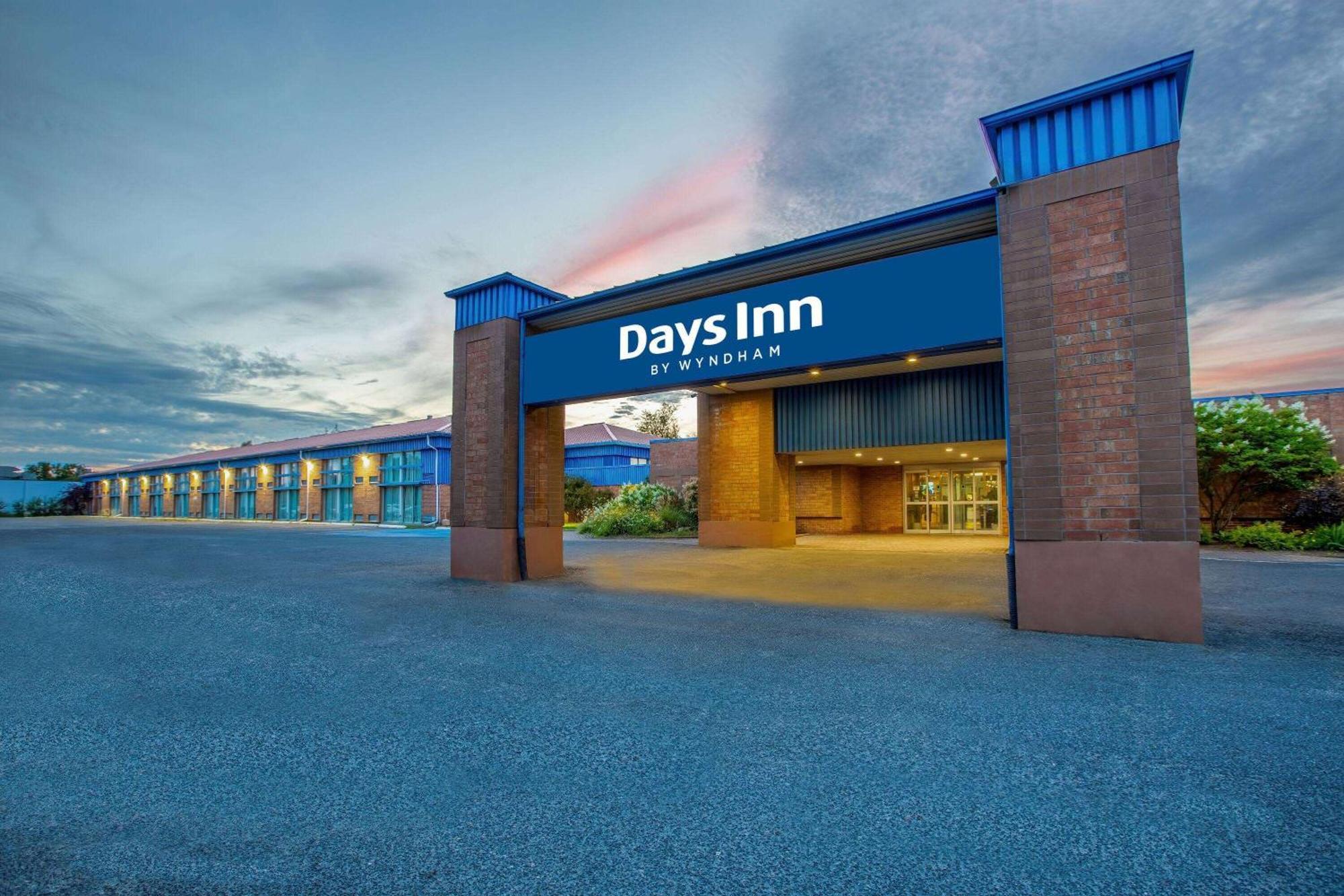 Days Inn By Wyndham Sudbury & Conference Centre Εξωτερικό φωτογραφία